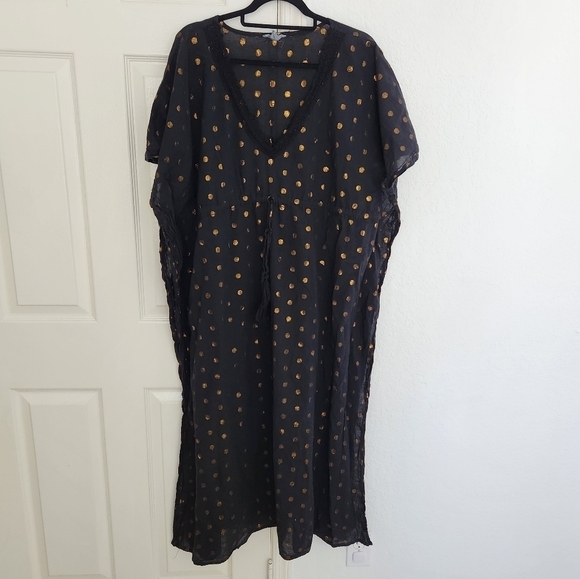 gypsie blu Other - Gypsie Blu Black and Gold Polka-dot Midi Swim Cover. One size fits all